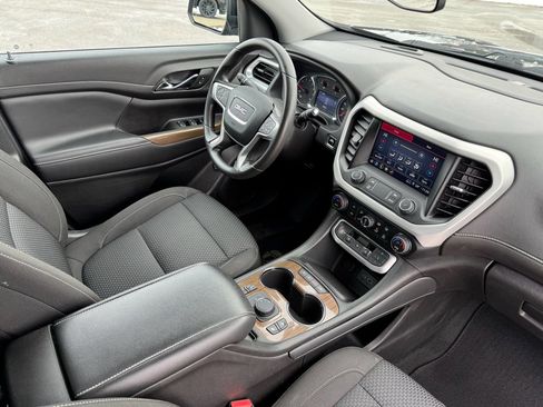 Used 2023 GMC Acadia SLE w/ Driver Convenience Package image 18