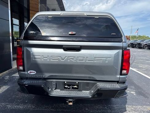 Used 2025 Chevrolet Colorado Z71 w/ Technology Package AWD/4WD image 28