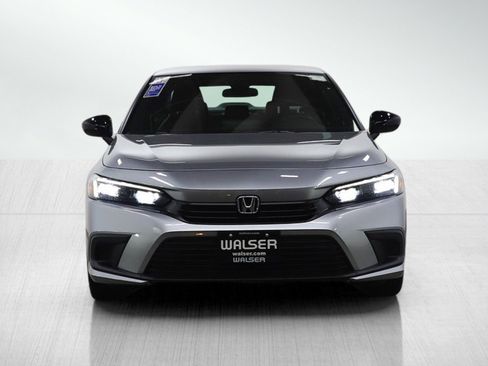 Used 2023 Honda Civic Sport image 8