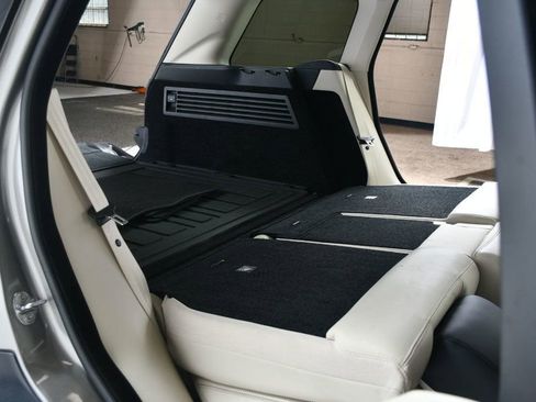 Used 2019 Land Rover Range Rover Supercharged image 82