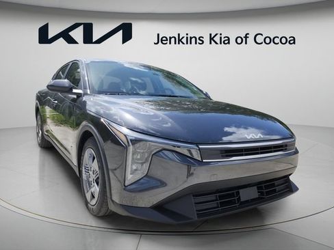 New 2026 Kia K4 FWD image 12