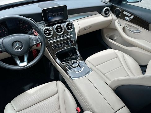 Used 2017 Mercedes-Benz C 300 Sedan image 23