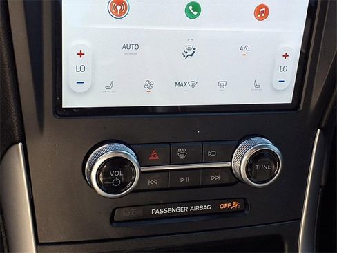 Used 2022 Ford Edge ST-Line image 18