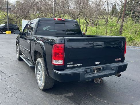 Used 2009 GMC Sierra 1500 Denali image 3