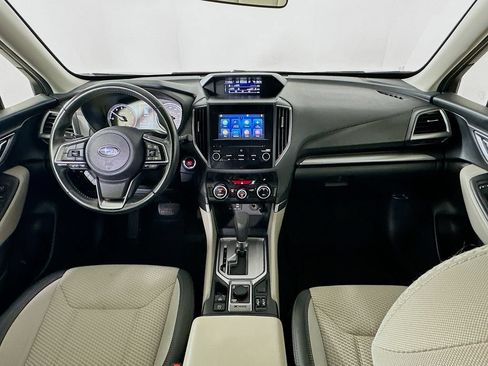 Used 2023 Subaru Forester Premium AWD/4WD image 3