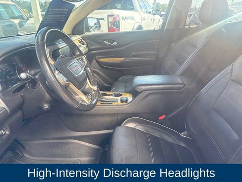 Used 2019 GMC Acadia Denali w/ Technology Package FWD image 13