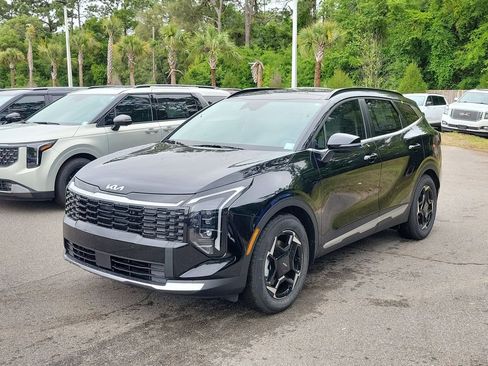 New 2026 Kia Sportage EX FWD image 3