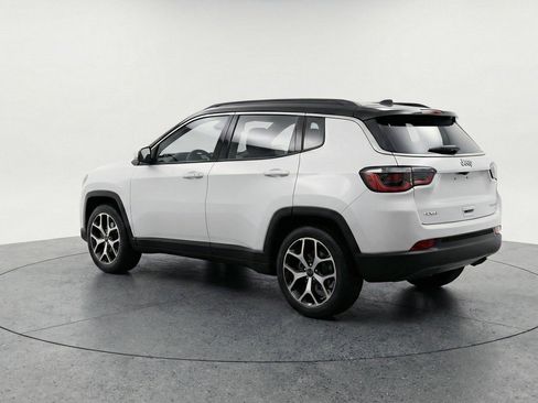 Used 2025 Jeep Compass Limited AWD/4WD image 6