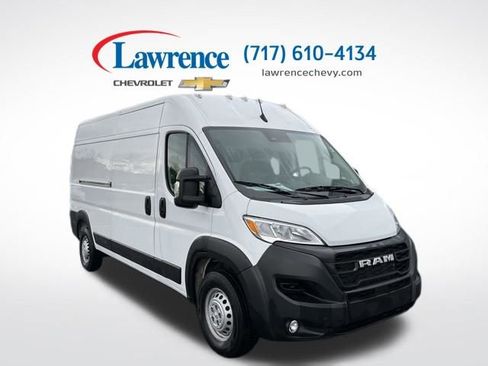 Used 2025 RAM ProMaster 2500 w/ Convenience Group FWD image 1