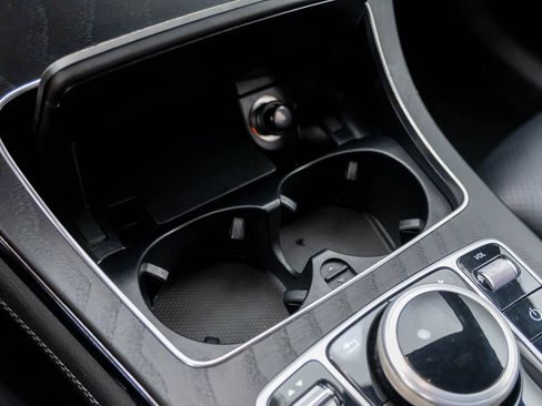 Certified 2019 Mercedes-Benz GLC 300 4MATIC image 19