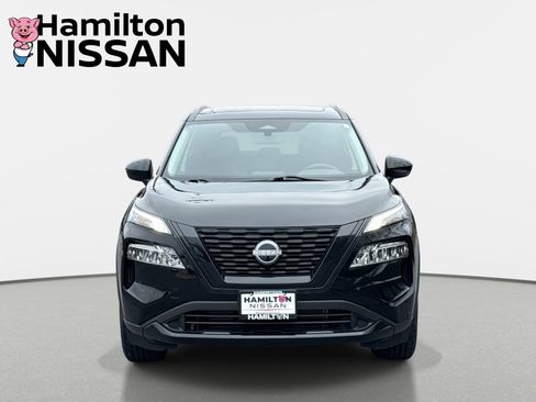 Used 2023 Nissan Rogue SV w/ SV Premium B Package image 6