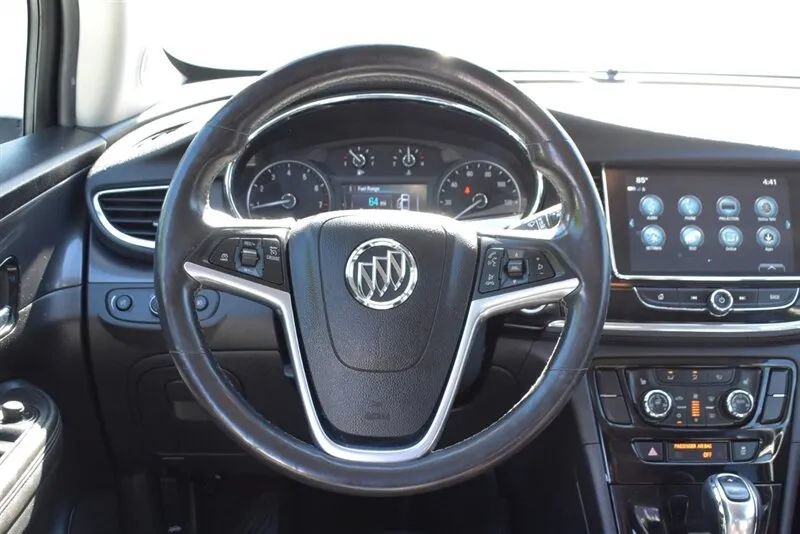 Used 2020 Buick Encore Essence FWD image 14