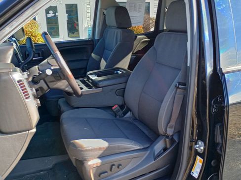 Used 2018 Chevrolet Silverado 1500 LT w/ LPO, Black Pack image 15