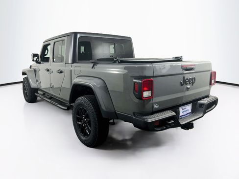 Used 2023 Jeep Gladiator Sport AWD/4WD image 7