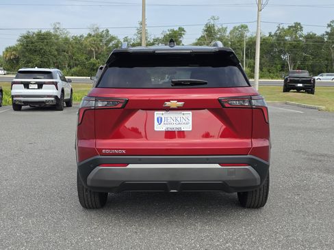 New 2026 Chevrolet Equinox LT w/ Convenience Package II FWD image 6