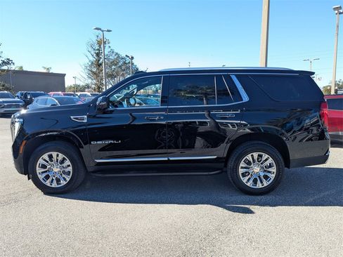 Used 2025 GMC Yukon Denali image 6