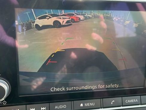 Used 2025 Nissan Altima 2.5 SV image 12