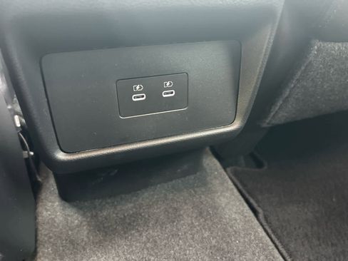 Used 2024 Nissan Rogue SL image 20