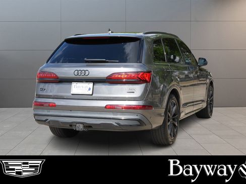 Used 2020 Audi Q7 3.0T Premium Plus AWD/4WD image 5