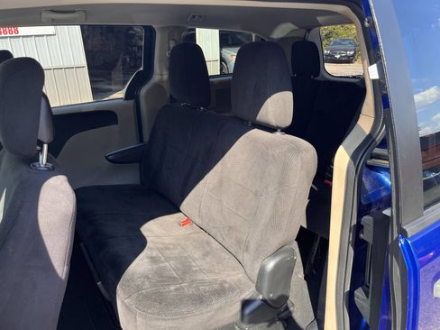 Used 2013 Dodge Grand Caravan American Value Package w/ UConnect Hands-Free Group image 9