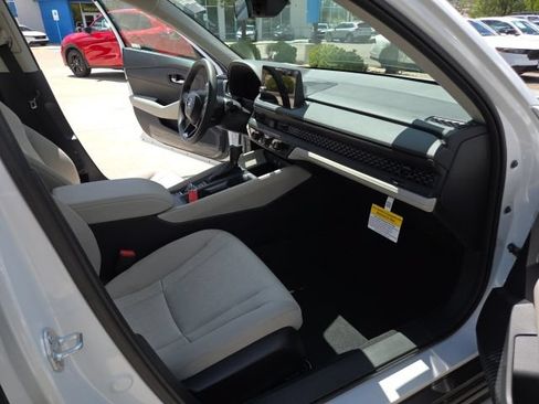 New 2026 Honda Accord LX image 10
