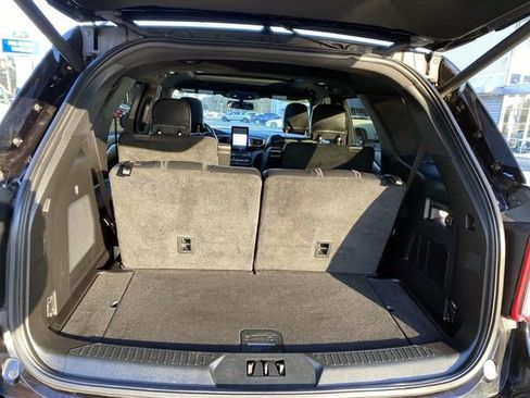 Used 2020 Ford Explorer ST w/ ST Street Pack image 6