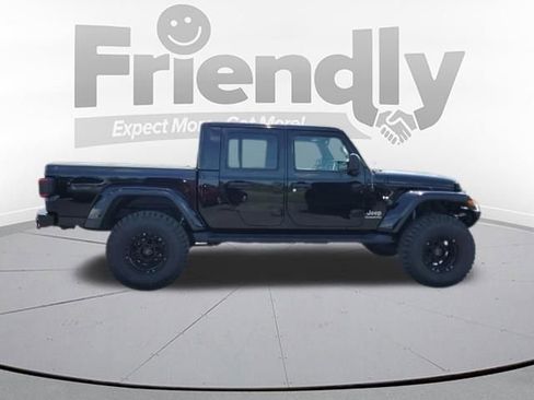 Used 2022 Jeep Gladiator Overland w/ Popular Equipment Package AWD/4WD image 6