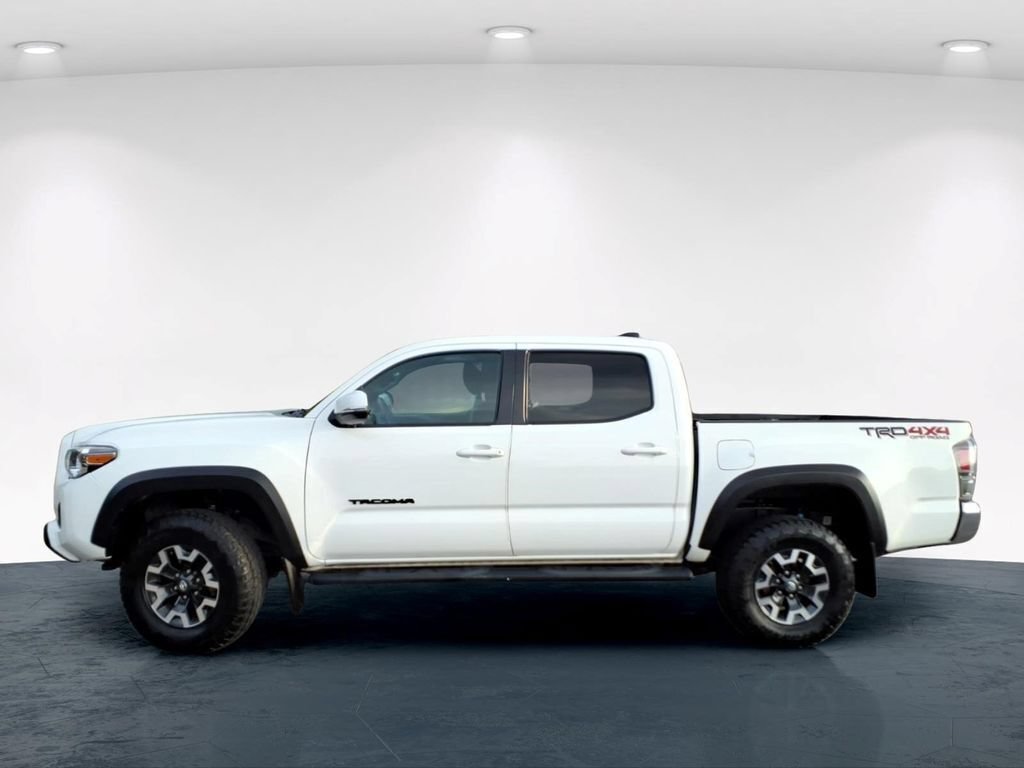 Used 2023 Toyota Tacoma TRD Off-Road AWD/4WD image 16