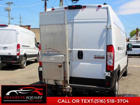 Used 2020 RAM ProMaster 2500 w/ Interior Convenience Group FWD image 8