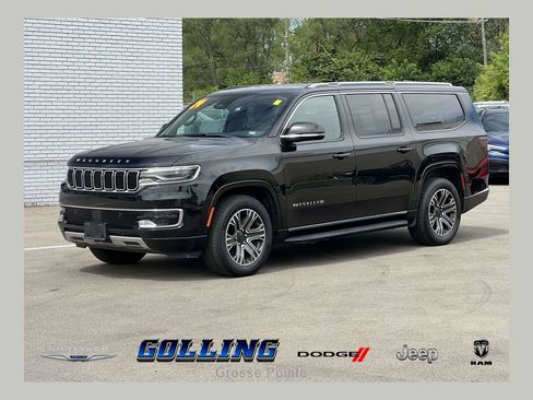 Certified 2024 Jeep Wagoneer L Series II w/ Flexible Seating Group AWD/4WD image 1