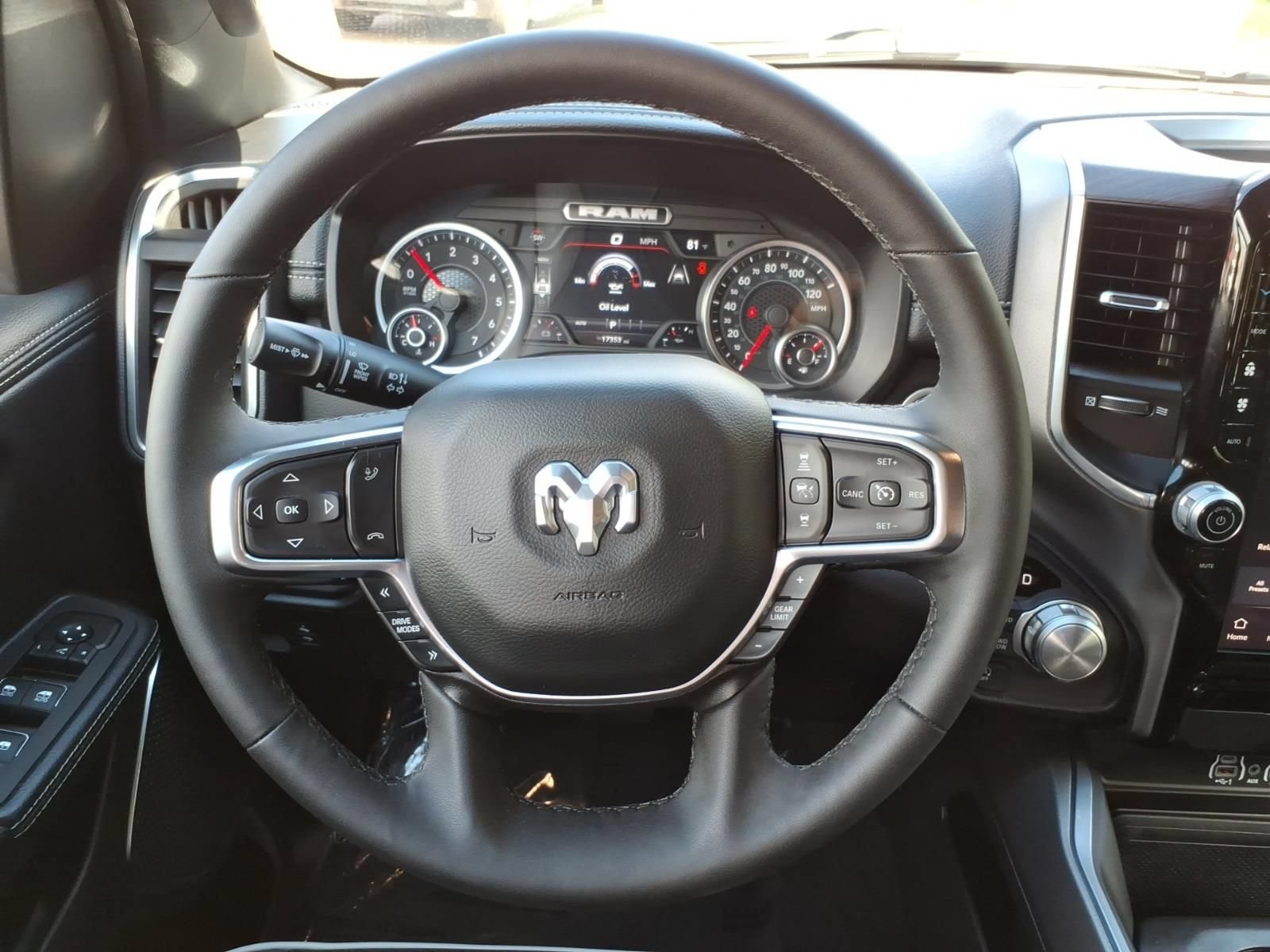 Used 2026 RAM 1500 Laramie AWD/4WD image 28