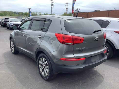Used 2016 Kia Sportage LX AWD/4WD image 3