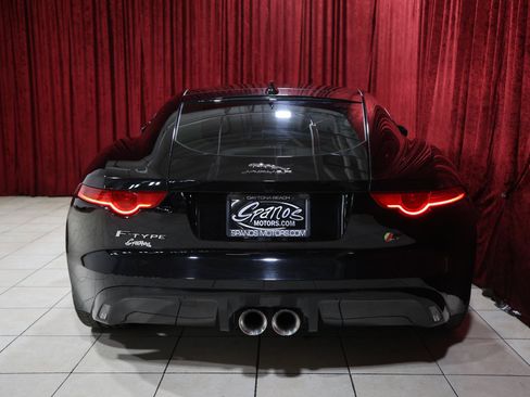 Used 2017 Jaguar F-TYPE S RWD image 10