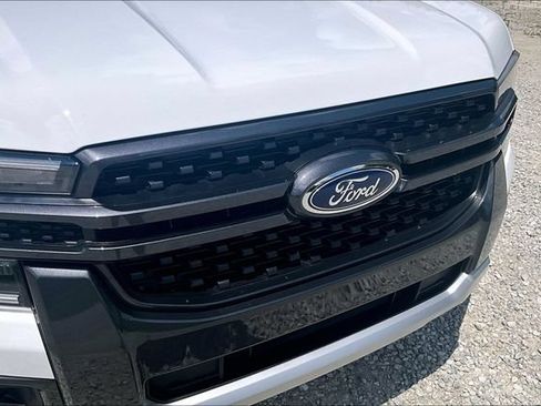 Used 2025 Ford Ranger XLT w/ Equipment Group 301A High AWD/4WD image 28