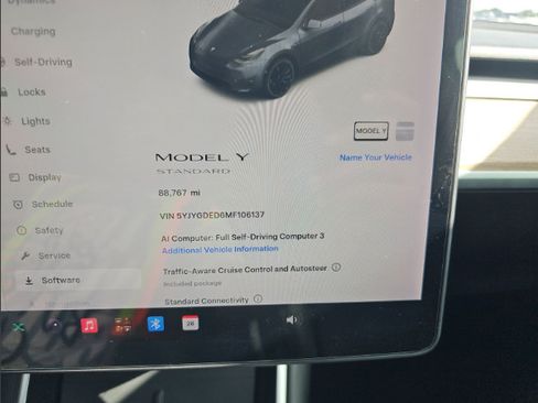 Used 2021 Tesla Model Y 2WD image 2