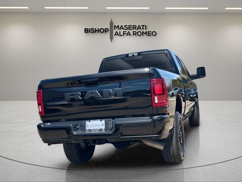Used 2026 RAM 2500 Laramie AWD/4WD image 5