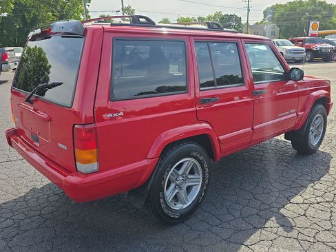 Used 2000 Jeep Cherokee Classic AWD/4WD image 2