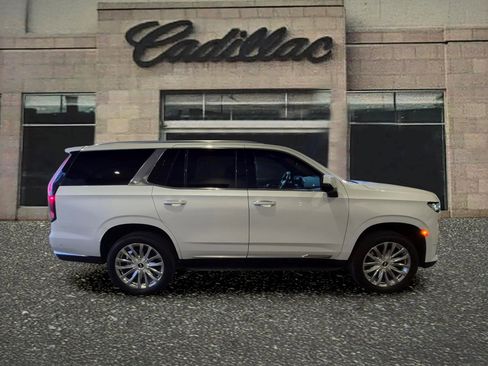 Certified 2024 Cadillac Escalade Premium Luxury AWD/4WD image 6