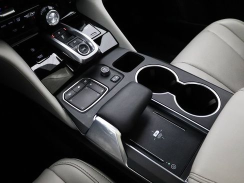 Used 2024 Acura MDX SH-AWD w/ Technology Package image 26