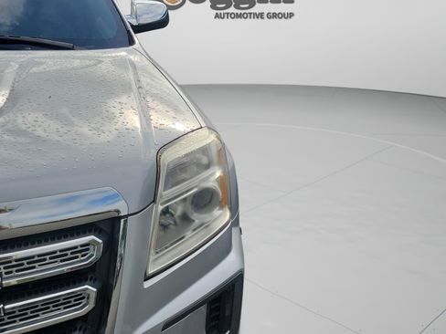 Used 2017 GMC Terrain SLE FWD image 9