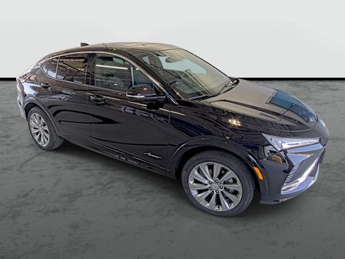 Used 2025 Buick Envista Avenir FWD image 4