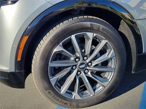 Used 2025 Cadillac Lyriq Sport image 23