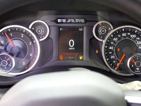 New 2026 RAM 2500 Warlock AWD/4WD image 24