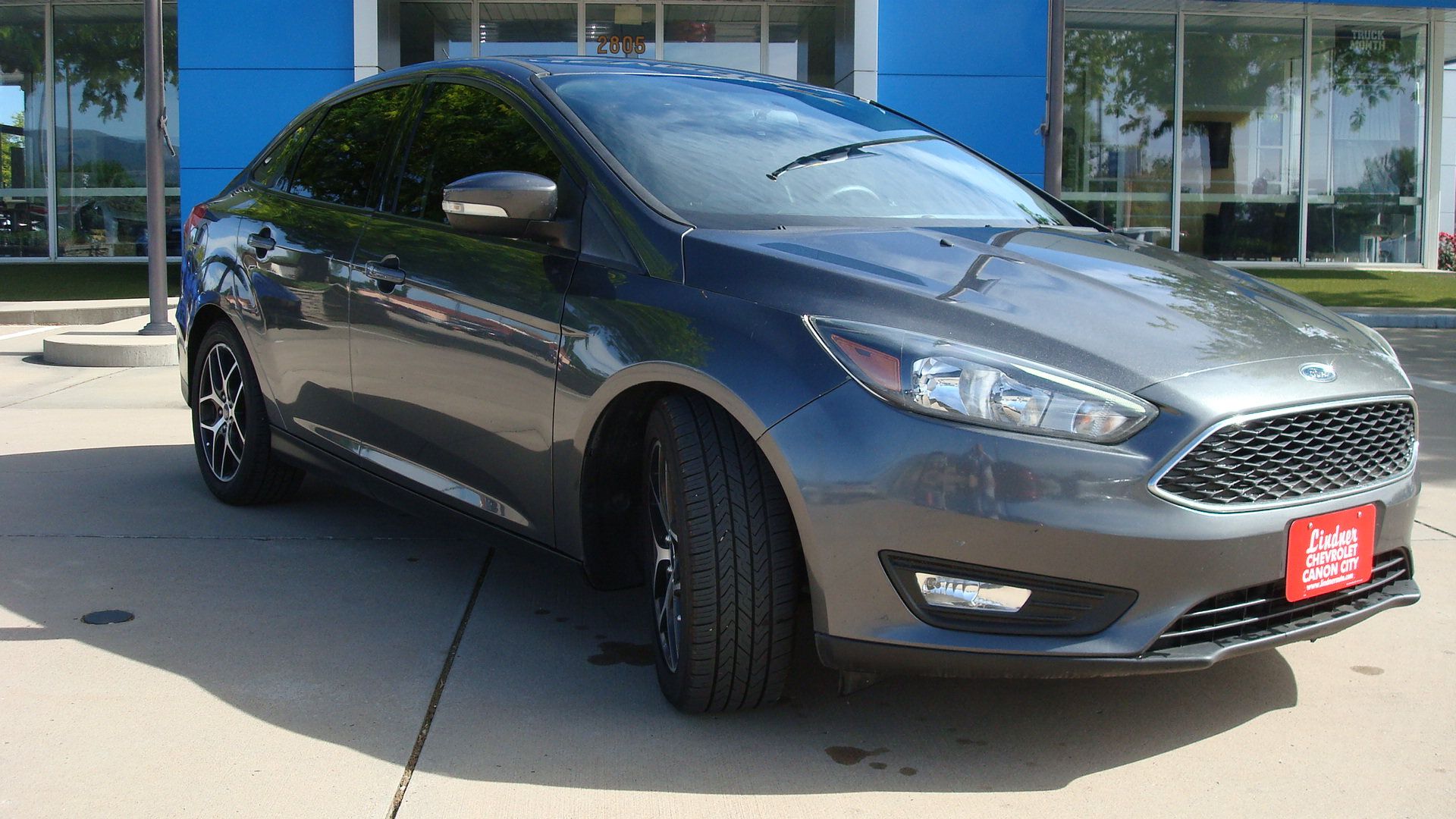Used 2018 Ford Focus SEL FWD image 3