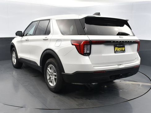 New 2026 Ford Explorer Active image 7