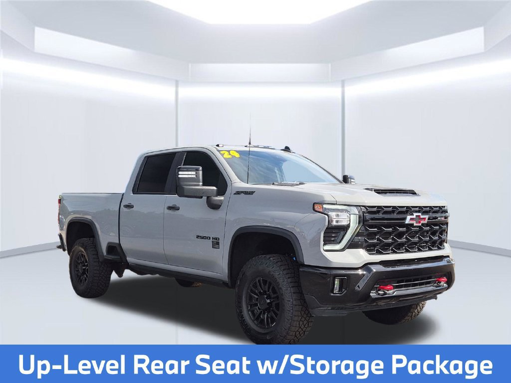 Used 2024 Chevrolet Silverado 2500 ZR2 w/ Technology Package AWD/4WD image 9