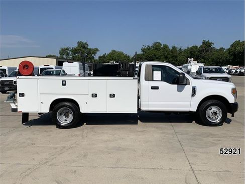 Used 2021 Ford F350 XL w/ Power Equipment Group RWD image 5