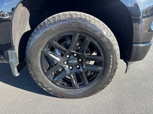 Used 2024 Chevrolet Silverado 1500 RST w/ Convenience Package II AWD/4WD image 9