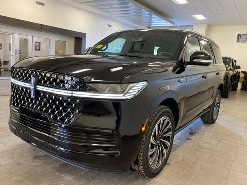 New 2025 Lincoln Navigator Black Label image 4