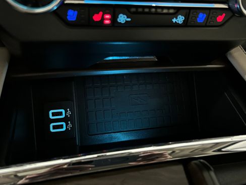 Used 2019 Ford Expedition Max Platinum image 11